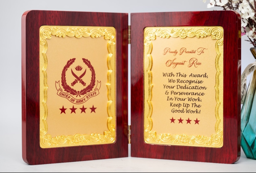 Booklet Wooden Award